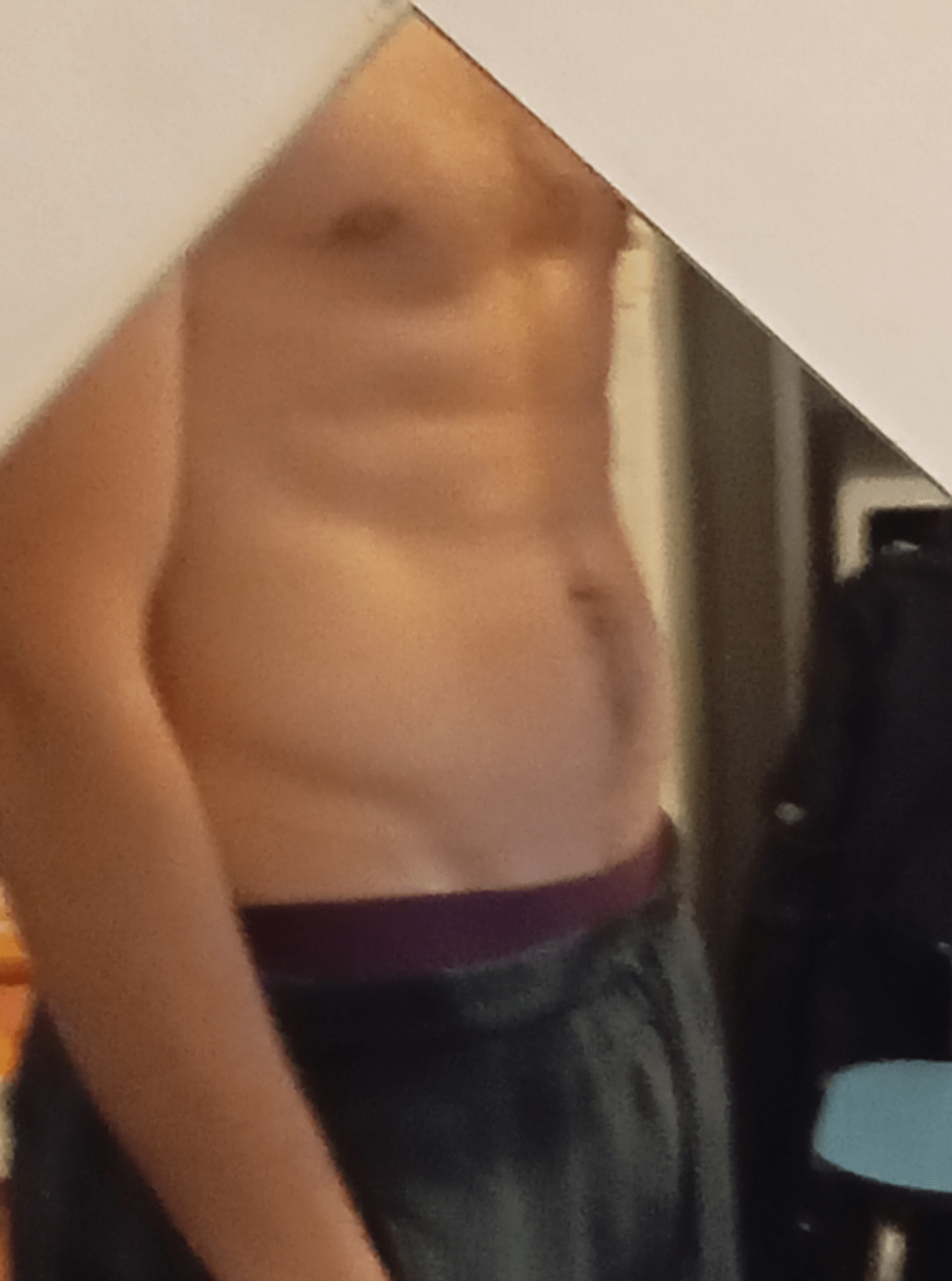 Perfil de Kacem, 34 años, escort gay en Artzentales