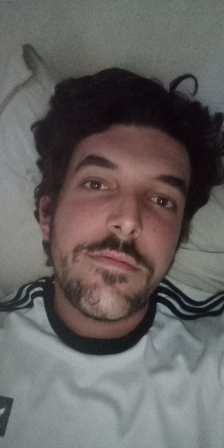 Perfil de Houdaifa, 26 años, escort gay en Vacarisses