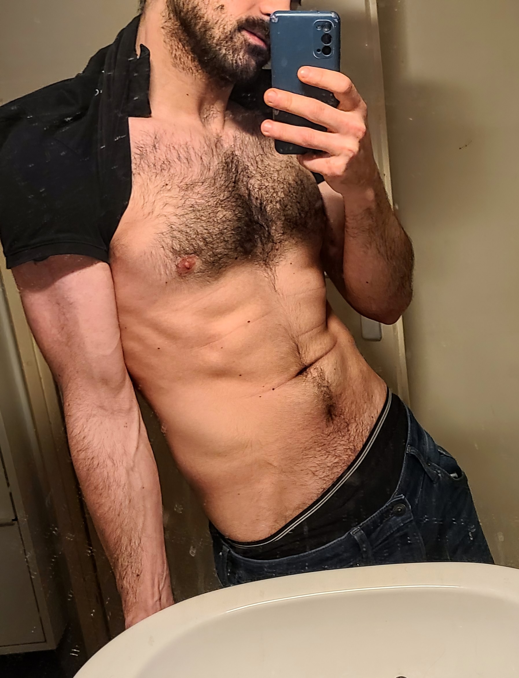 Perfil de Tarek, 25 años, escort gay en Aldea Real