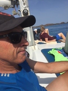 Perfil de Fara, 55 años, escort gay en Catí