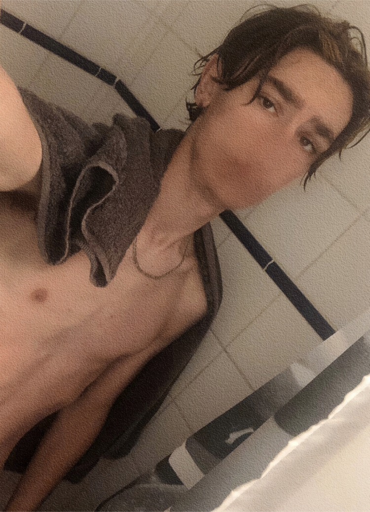 Perfil de Charles-alexandre, 19 años, escort gay en Bejís
