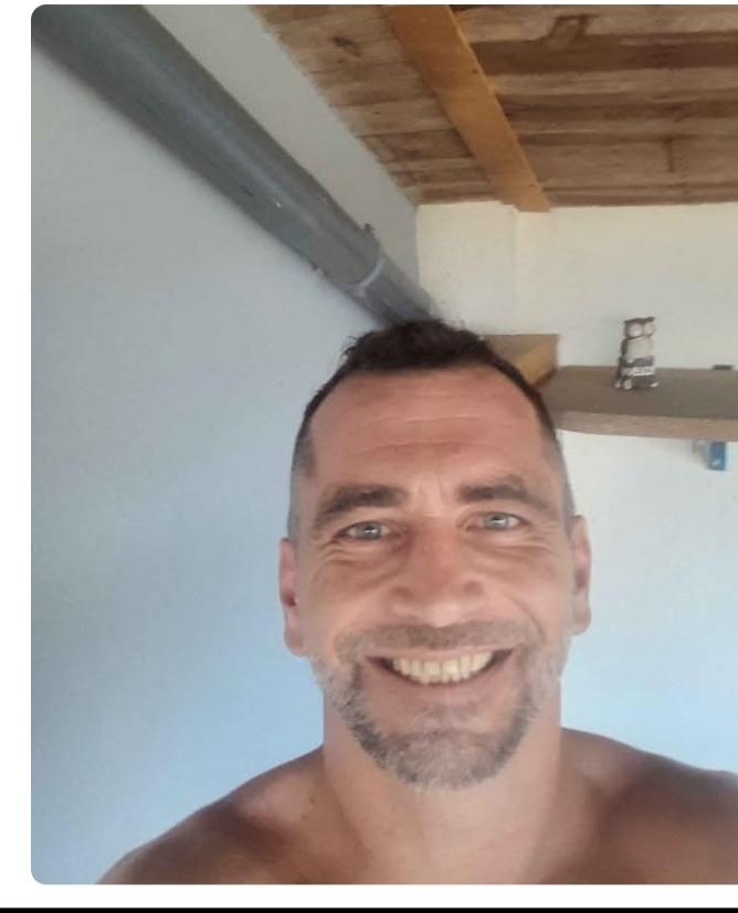 Perfil de Cuma, 45 años, escort gay en Jorcas
