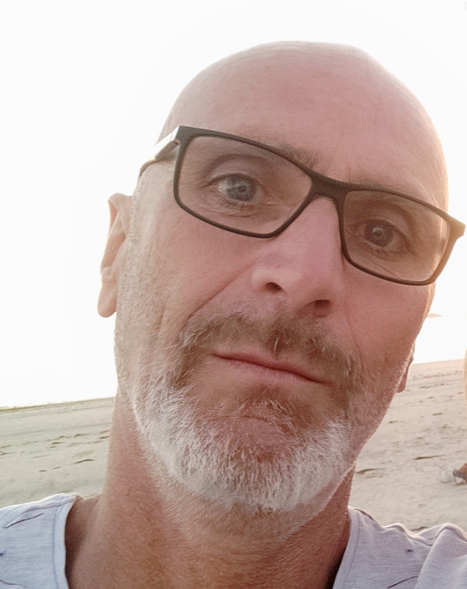 Perfil de Sabri, 55 años, escort gay en Arcos de las Salinas