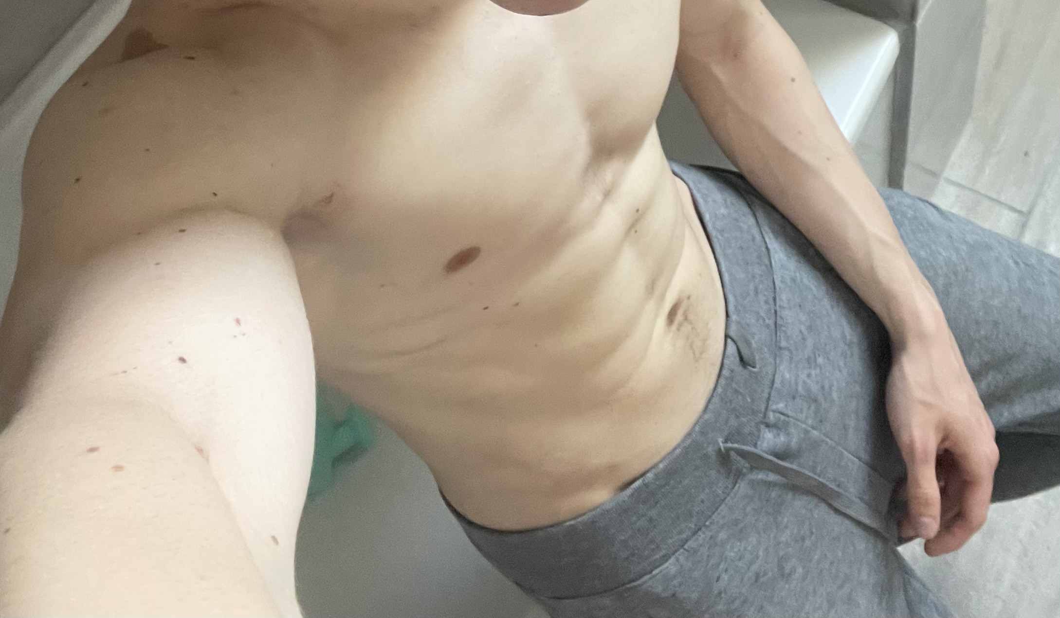 Perfil de Ever, 22 años, escort gay en Bornos