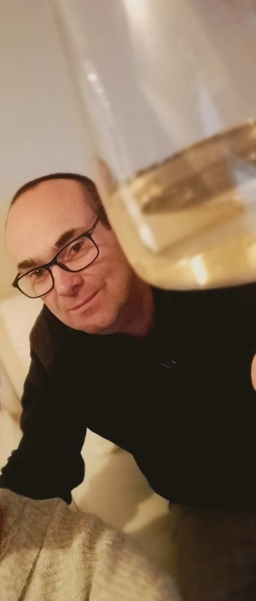Perfil de Louca, 55 años, escort gay en Baraona