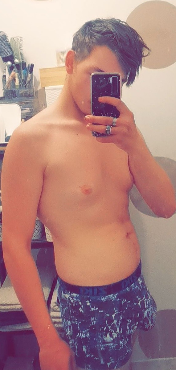 Perfil de Lunis, 20 años, escort gay en Medina Sidonia