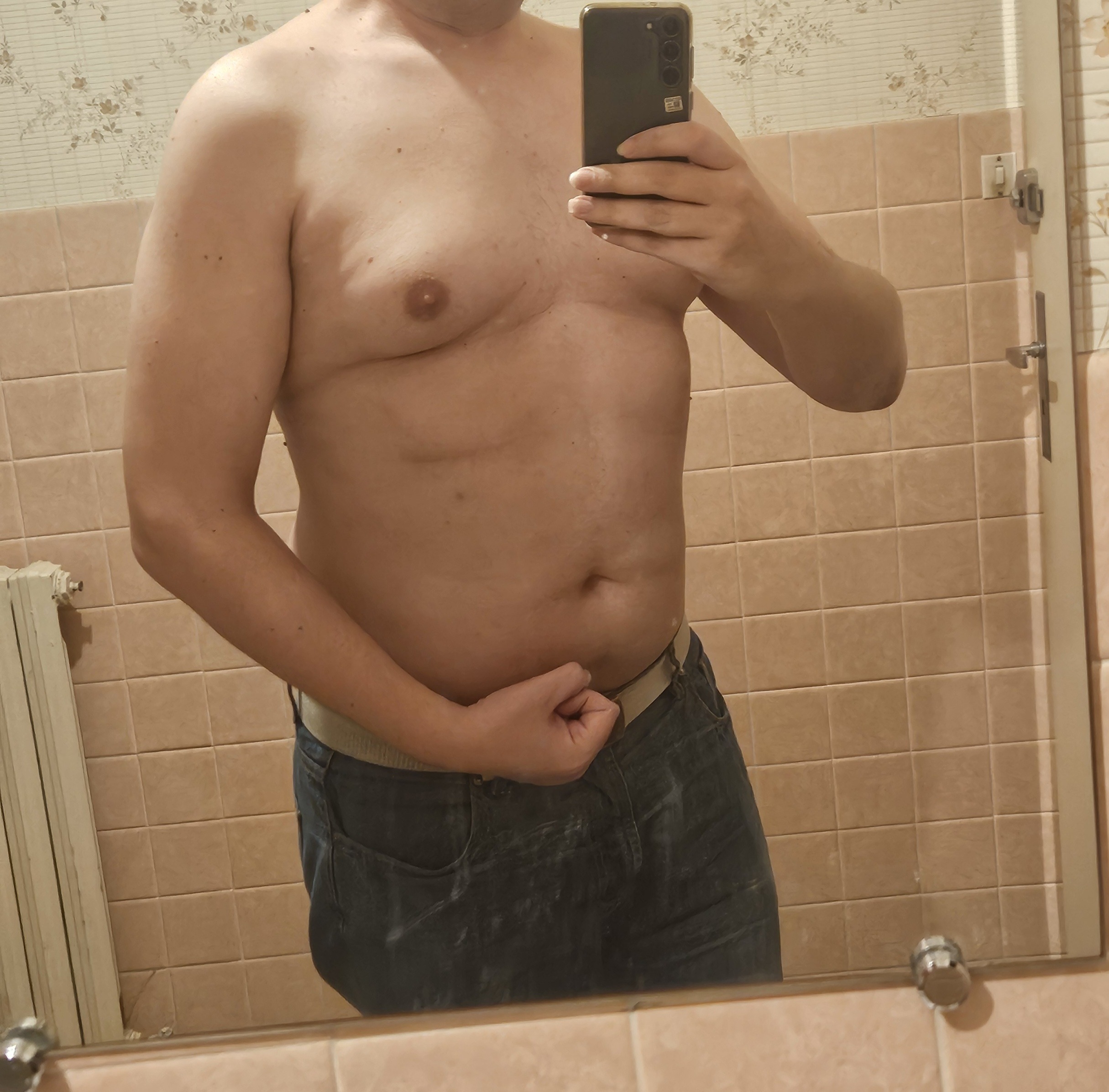 Perfil de Charlot, 41 años, escort gay en Berzosilla