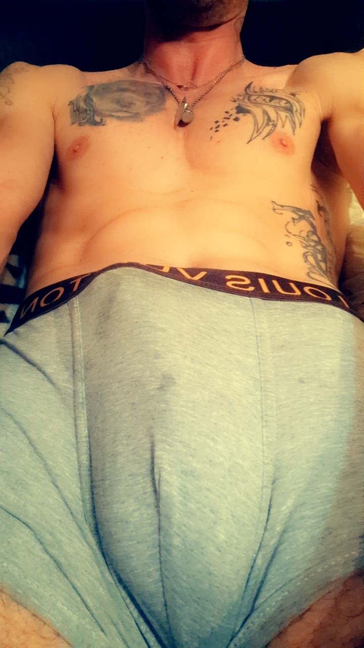 Perfil de Umit, 41 años, escort gay en Buberos