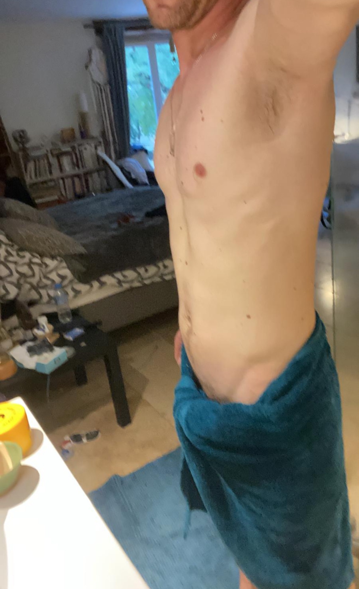 Perfil de Yohan, 39 años, escort gay en Ojos Negros