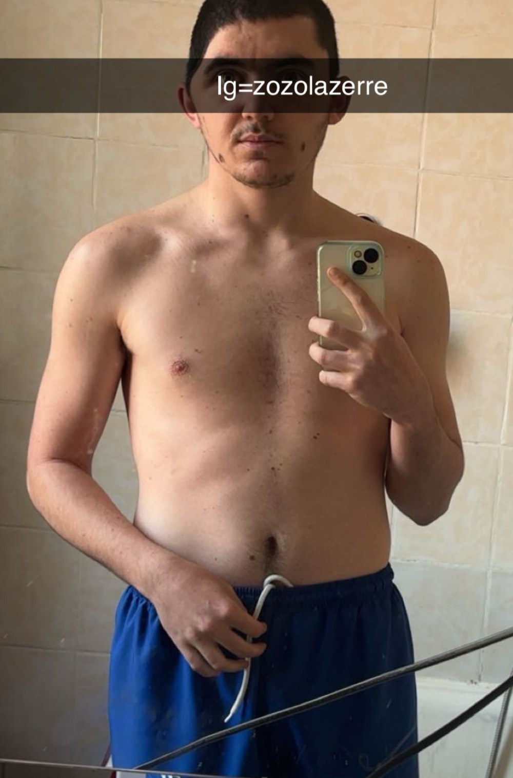 Perfil de Naby, 21 años, escort gay en Urduliz