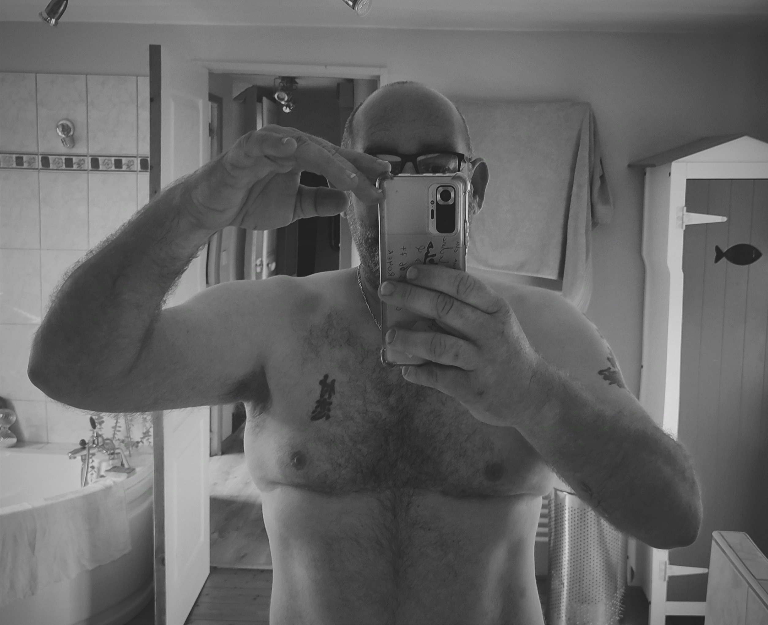 Perfil de Mazlum, 48 años, escort gay en Alpuente
