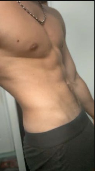 Perfil de Oussmane, 22 años, escort gay en Ayna