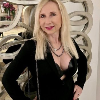 Perfil de Ellen, 55 años, escort gay en Linares de Mora