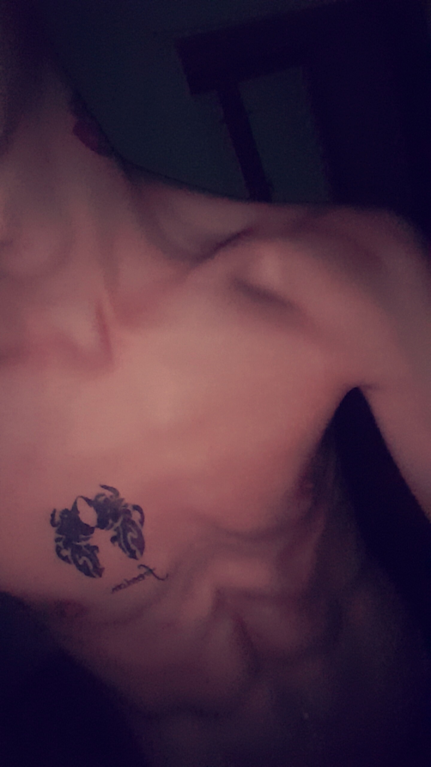 Perfil de Nour, 26 años, escort gay en Serra