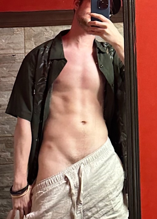 Perfil de Cihan, 26 años, escort gay en Serra