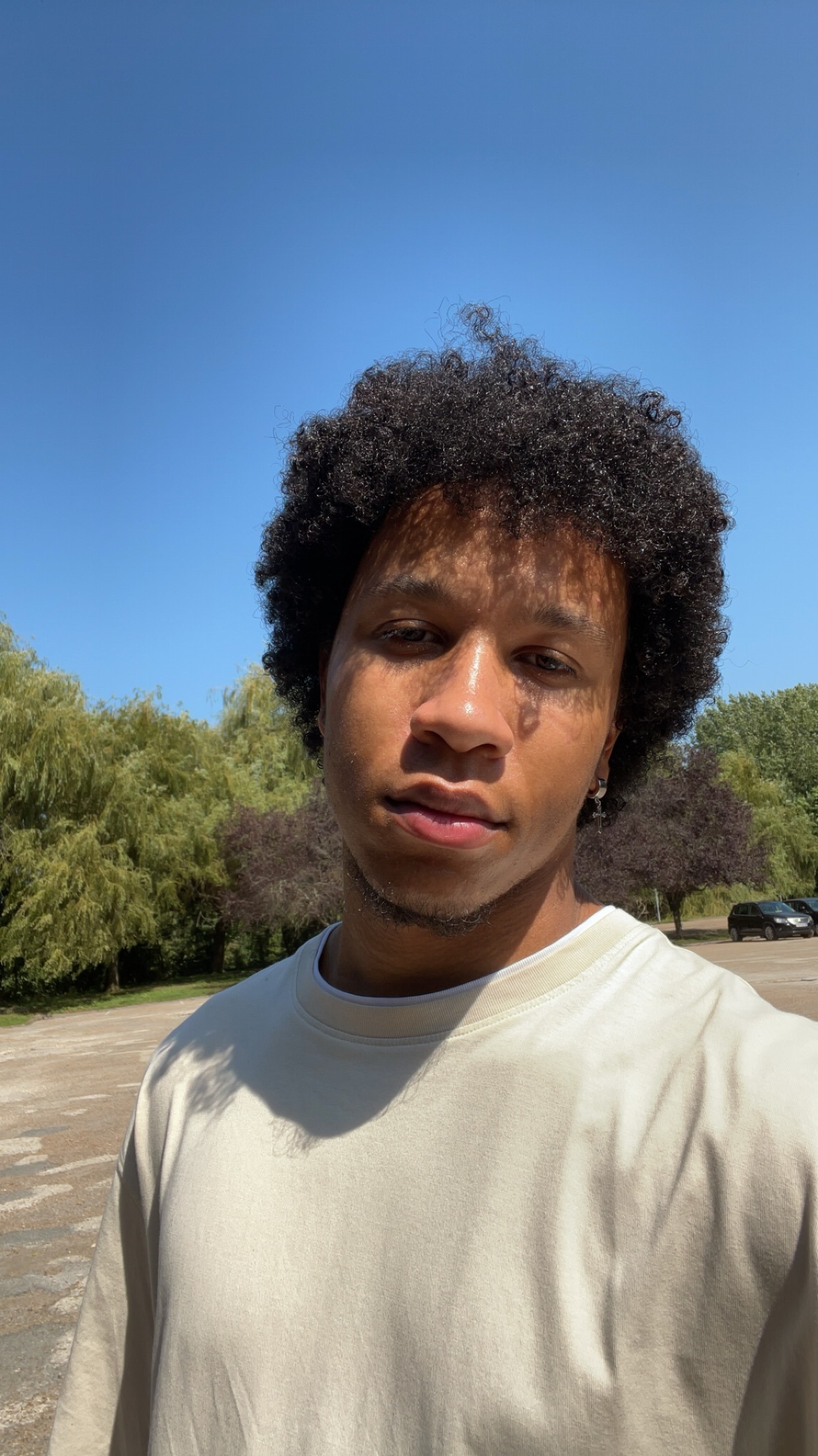 Perfil de Constan, 21 años, escort gay en Vall d'Alba