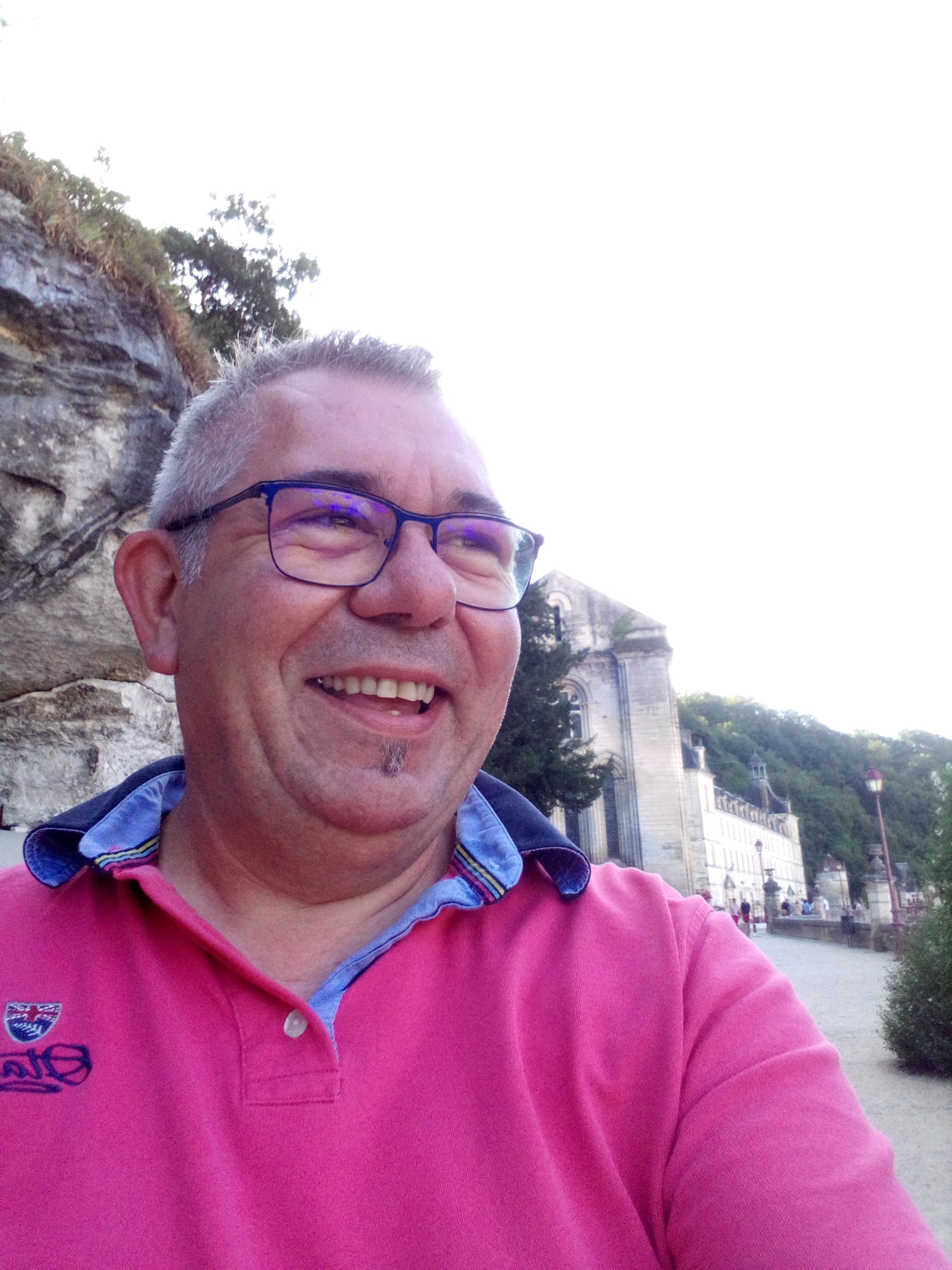 Perfil de Selyan, 55 años, escort gay en Hellín