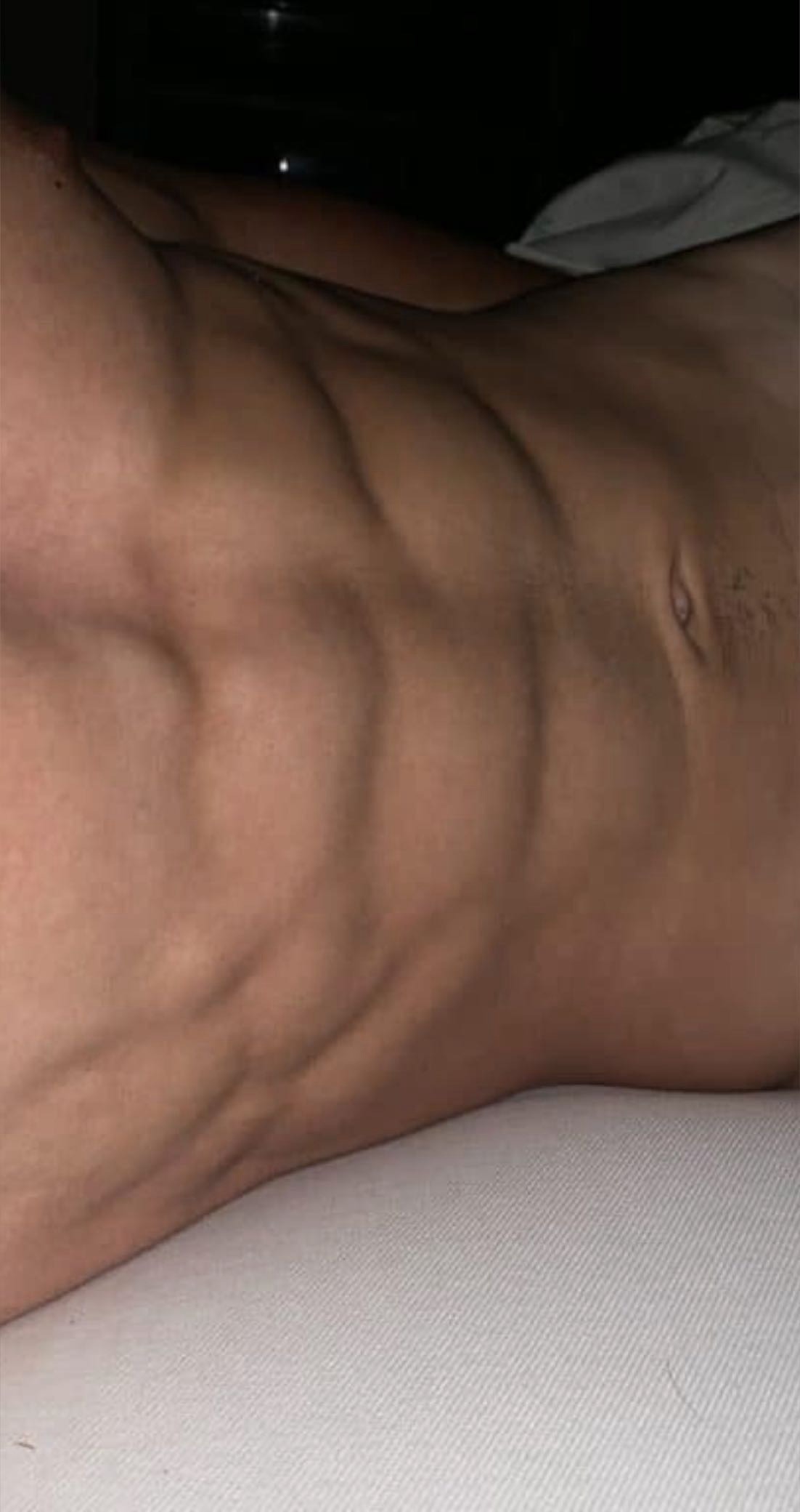 Perfil de Pharrell, 25 años, escort gay en Bilbao