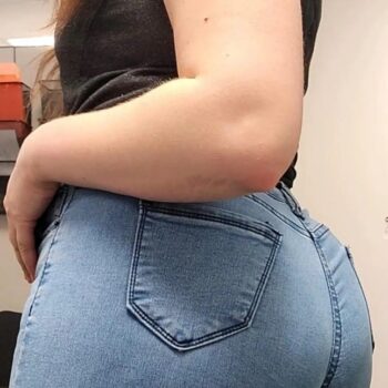 Perfil de Nuria, 41 años, escort gay en Garai