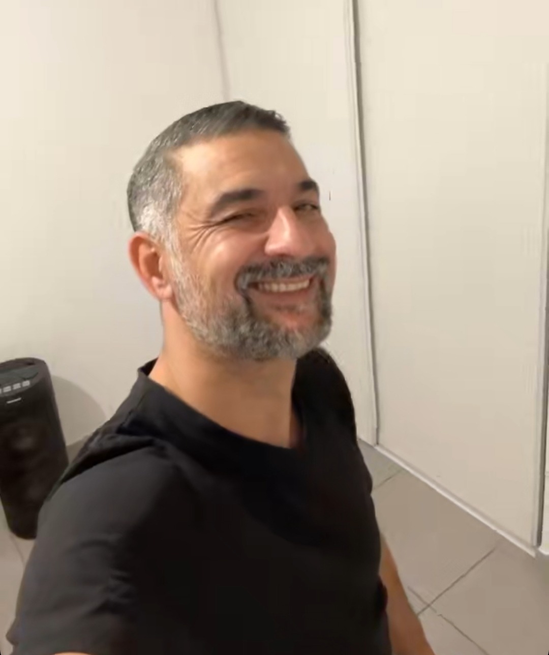 Perfil de Abderrhamane, 44 años, escort gay en Nevada
