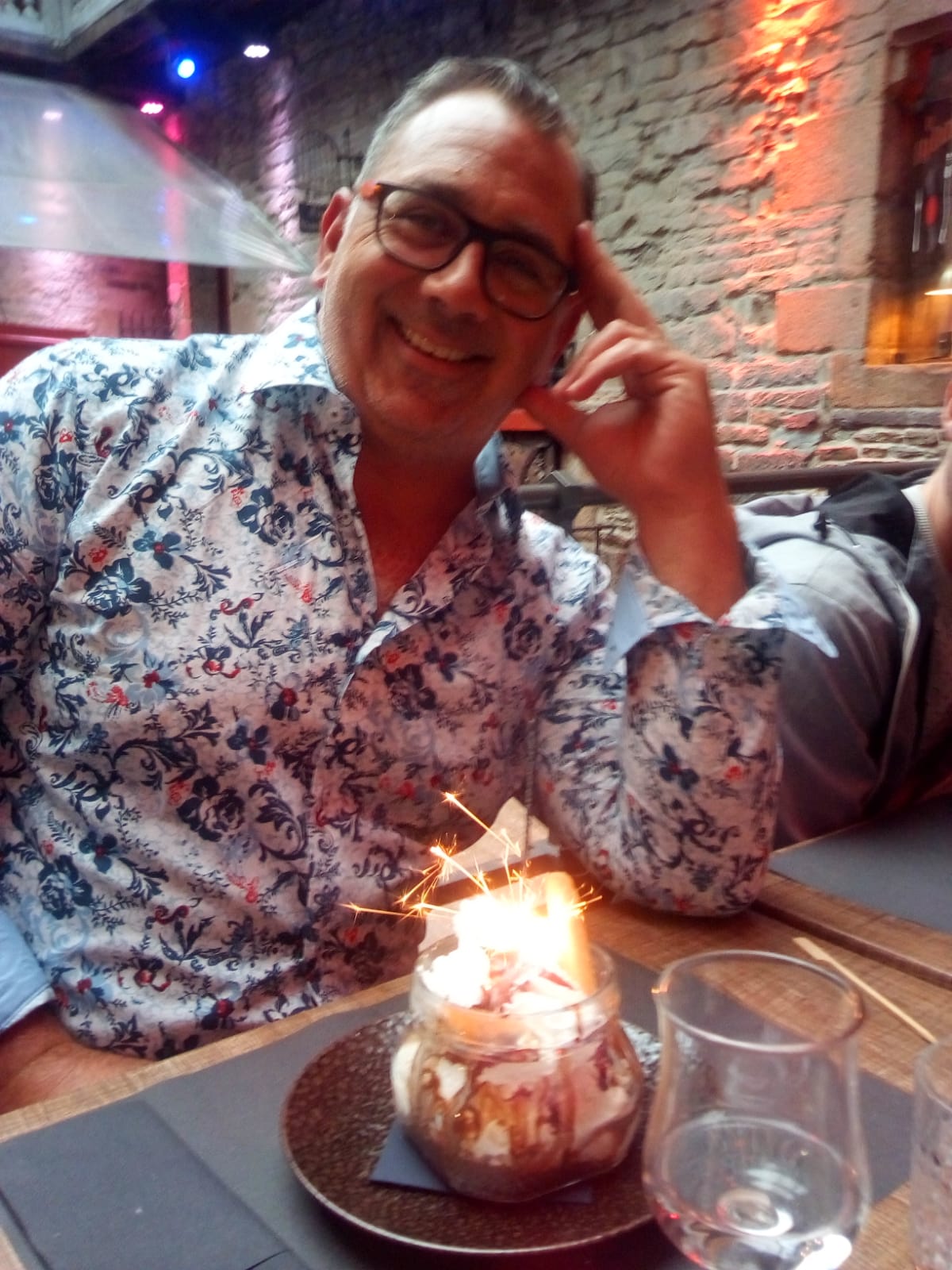 Perfil de Dejan, 46 años, escort gay en Iznájar