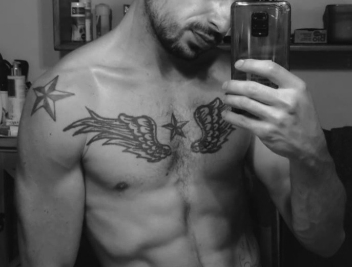 Perfil de Nizare, 28 años, escort gay en Pobra de Trives, A