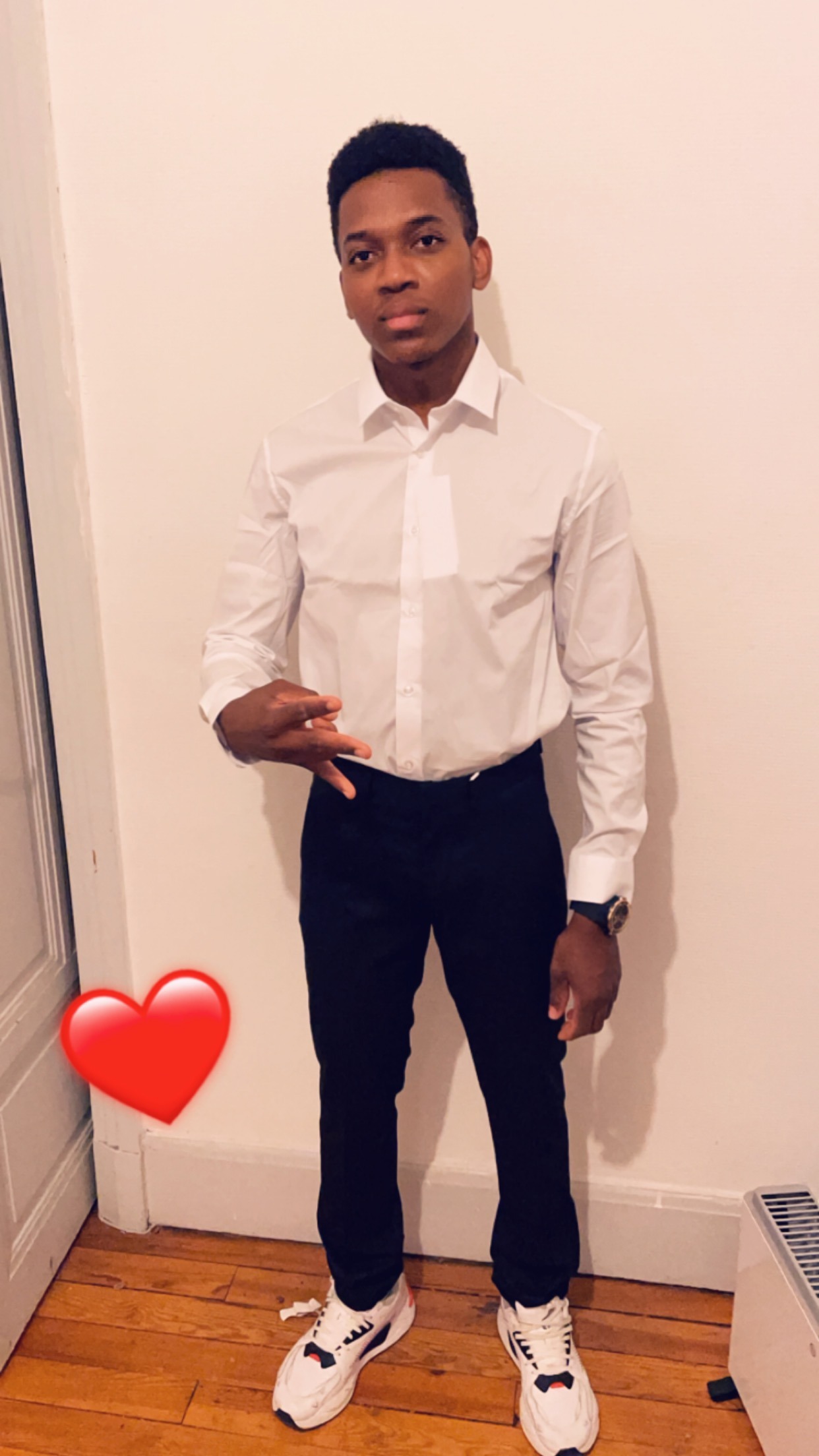 Perfil de Isidro, 27 años, escort gay en Almoster