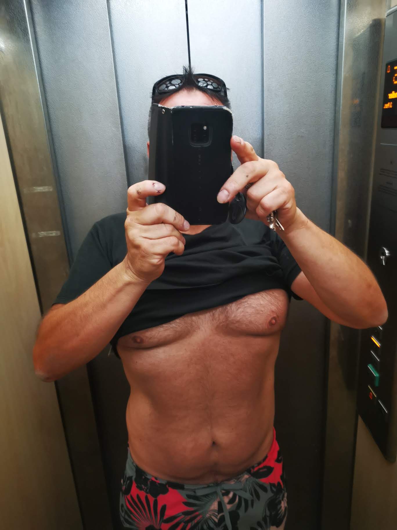 Perfil de Celdric, 54 años, escort gay en Granyanella