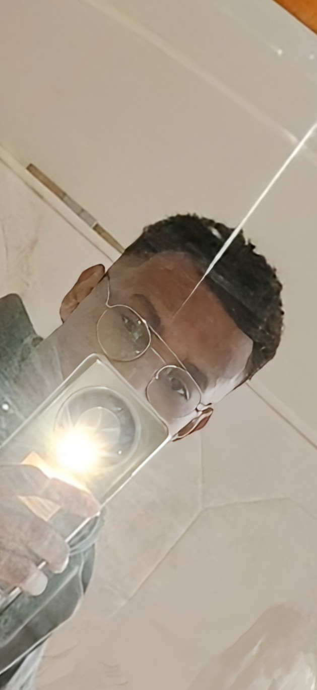 Perfil de Bekim, 24 años, escort gay en Benlloc