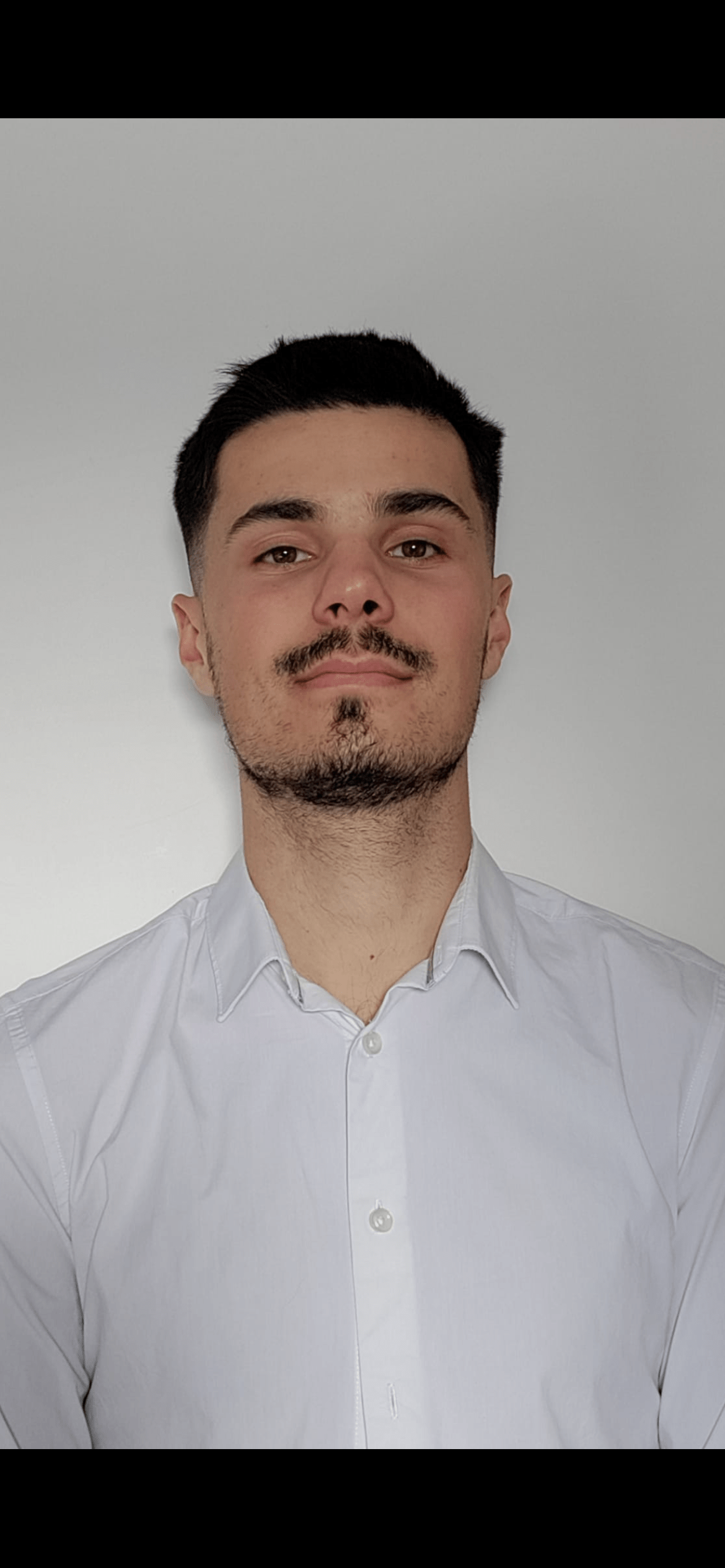 Perfil de Saji, 22 años, escort gay en Marlín
