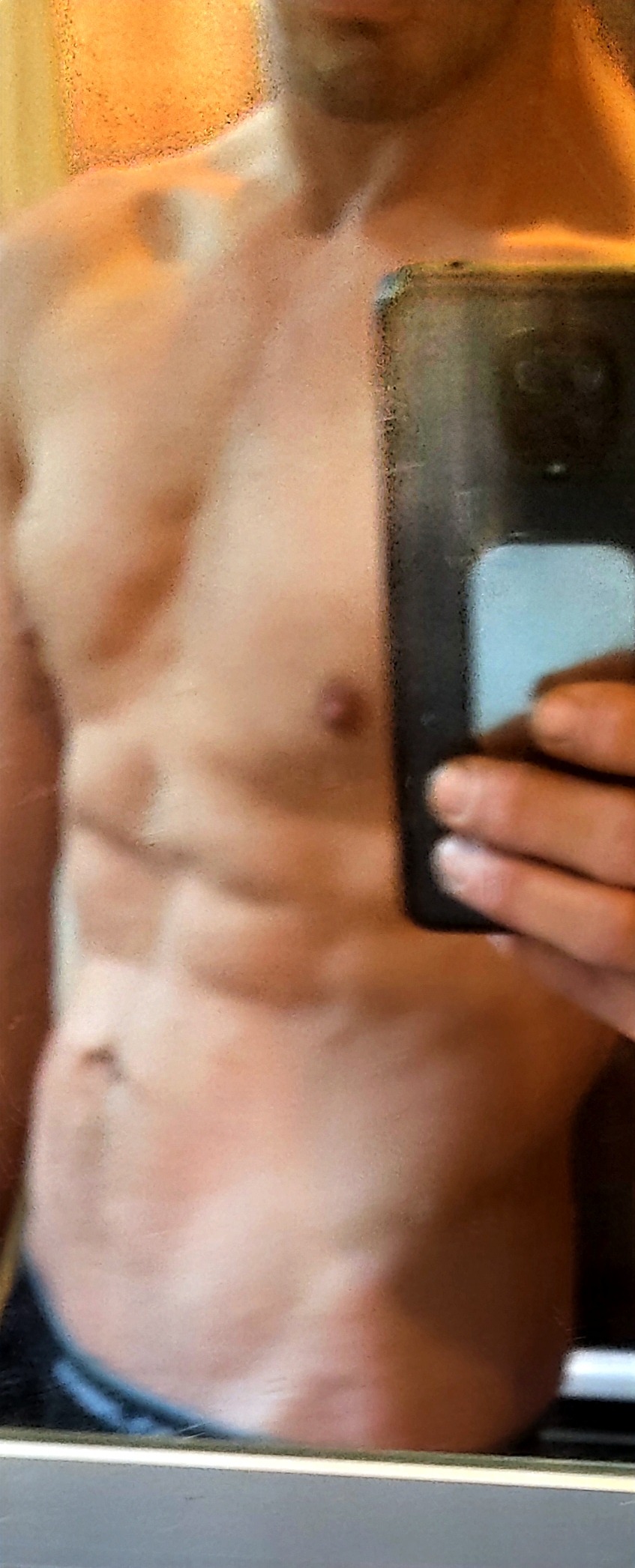 Perfil de Kayan, 40 años, escort gay en Cubla